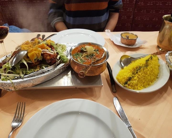 Samrat Indisches Restaurant & Cafe